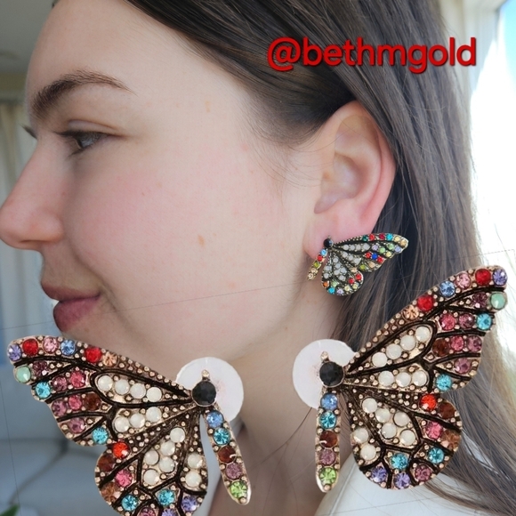 Butterfly Wings Rhinestone Stud Earrings Multi-color - Picture 1 of 15